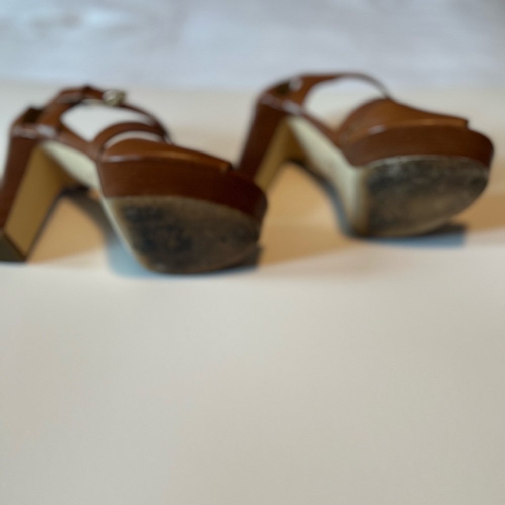 👠Michael Kors Heels👠 - Picture 4 of 5